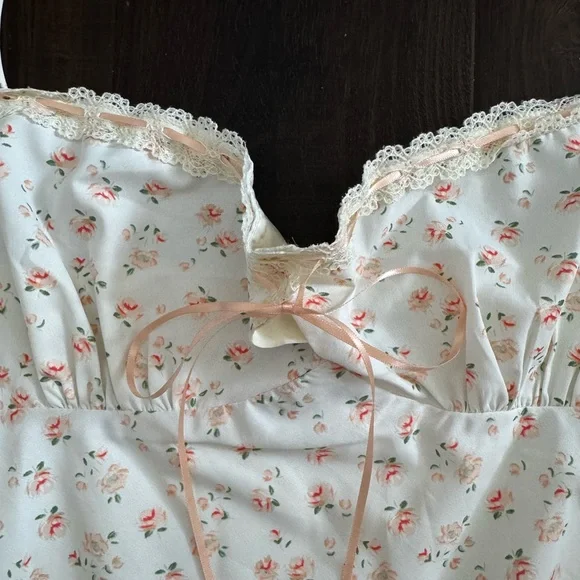 White Fox Boutique Dress - Picture 2 of 4